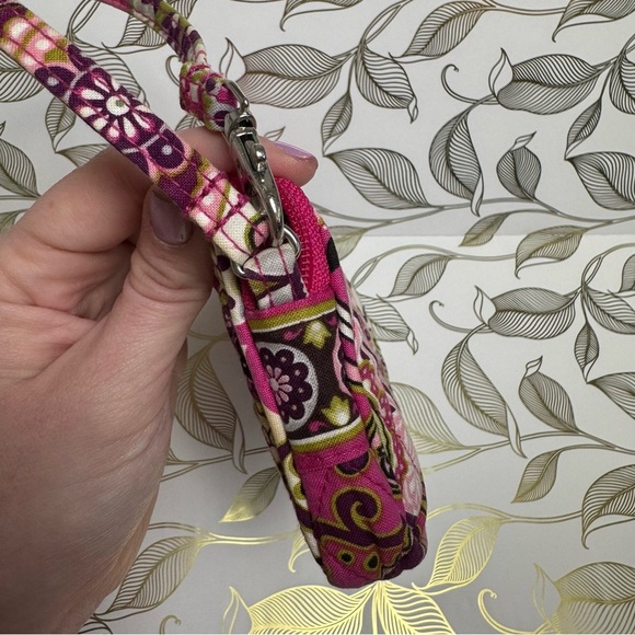 Vera Bradley Pink Floral Women's Wristlet - Picture 13 of 13